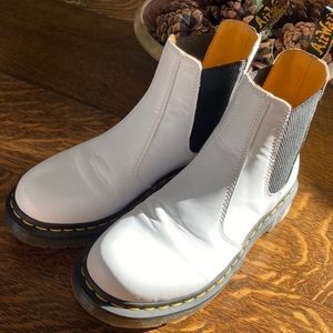 Dr Martens Chelsea White 2976 Yellow Stitch women's size 8